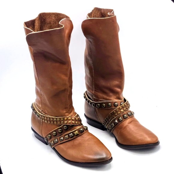 Matisse Brown Cognac Fold Foldable Slip-On Studs Strap Mid-Calf Boot Size 7.5 M - Picture 3 of 16